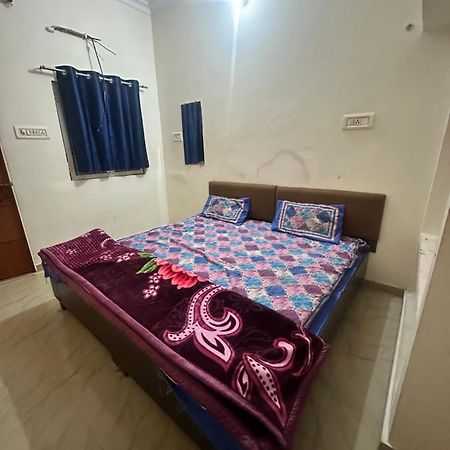 Khatu Shyam Guest House Ayodhya エクステリア 写真