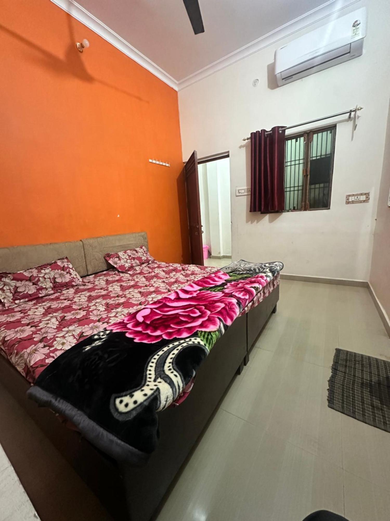 Khatu Shyam Guest House Ayodhya エクステリア 写真
