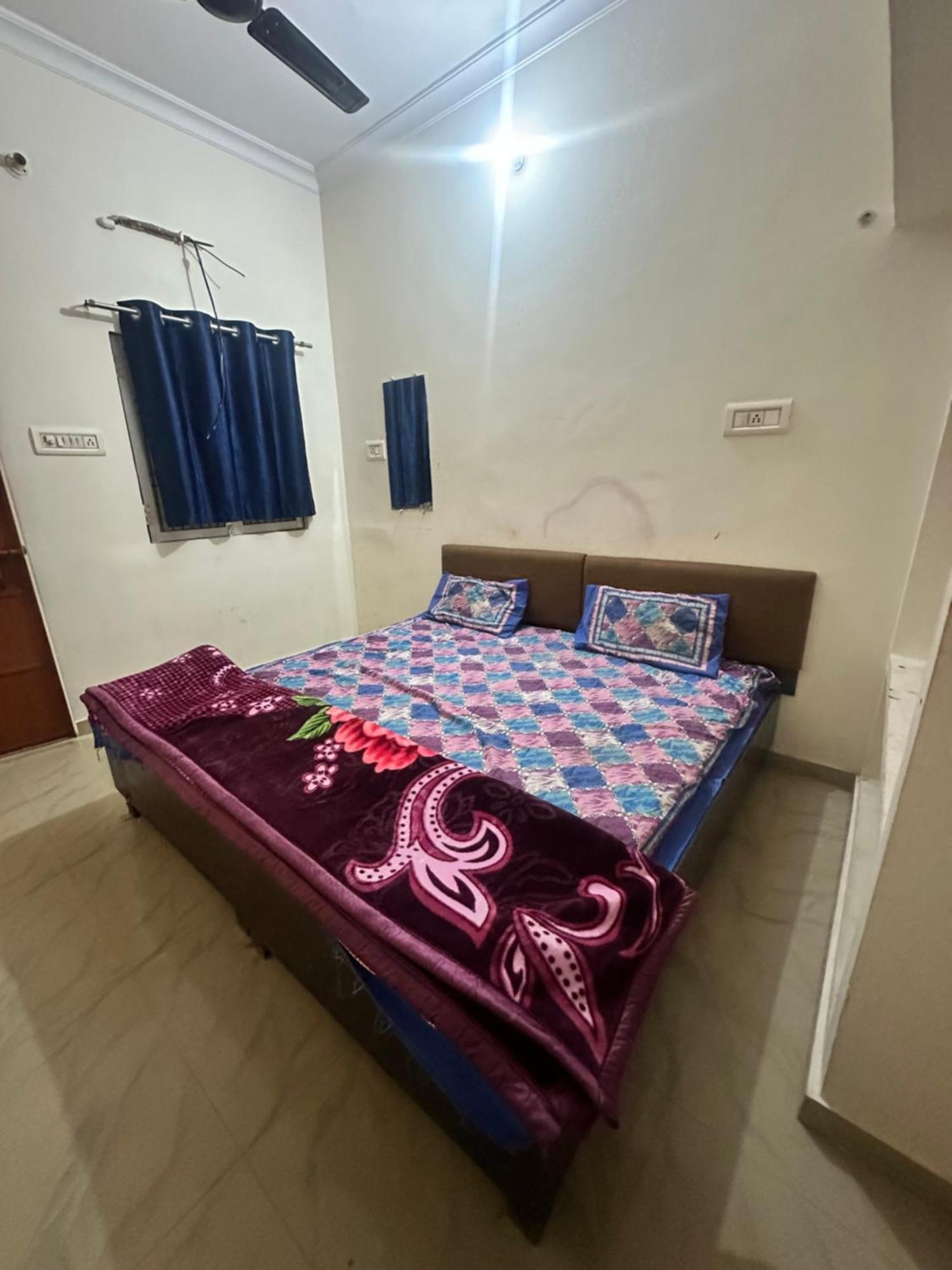 Khatu Shyam Guest House Ayodhya エクステリア 写真