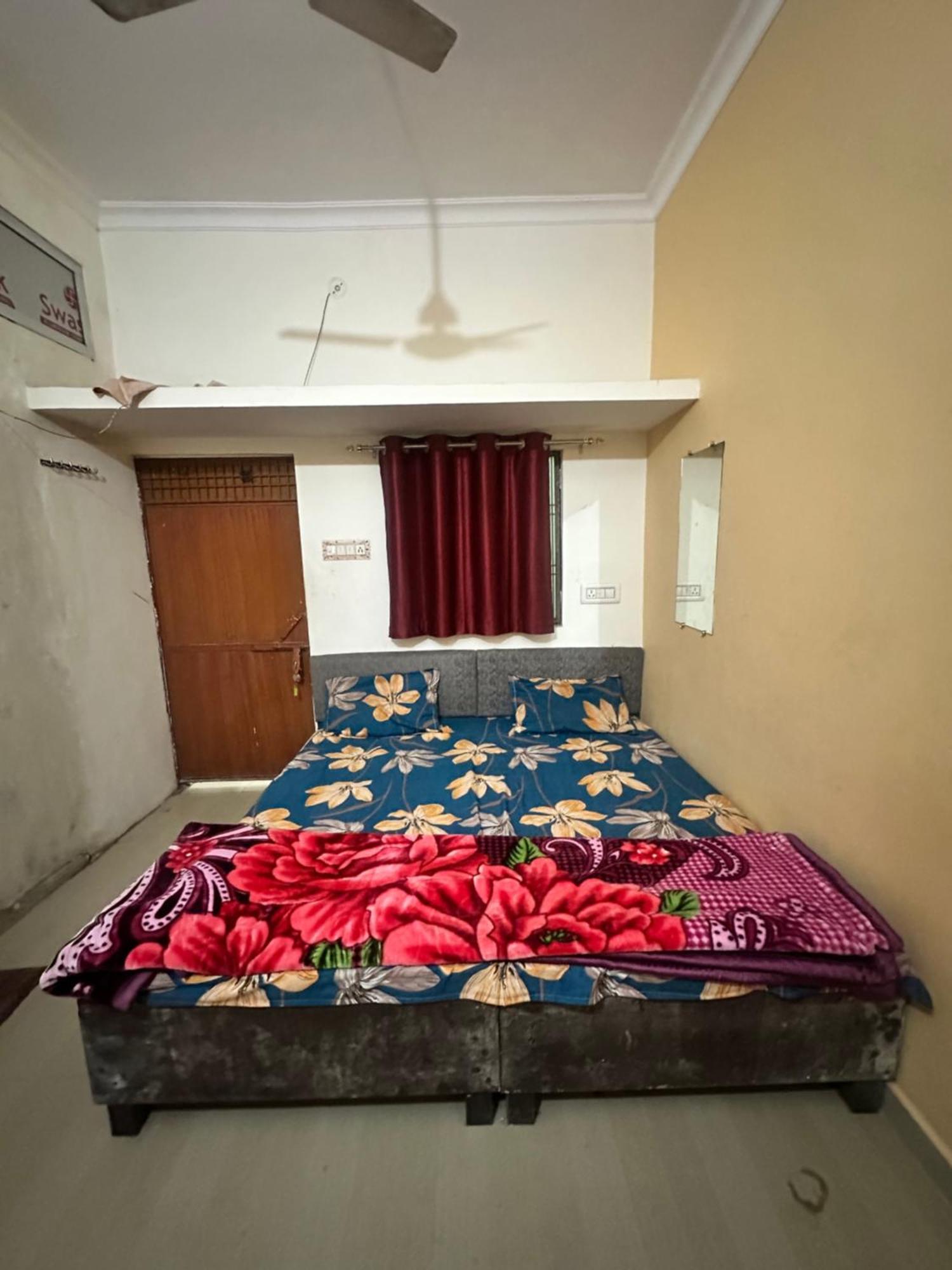 Khatu Shyam Guest House Ayodhya エクステリア 写真