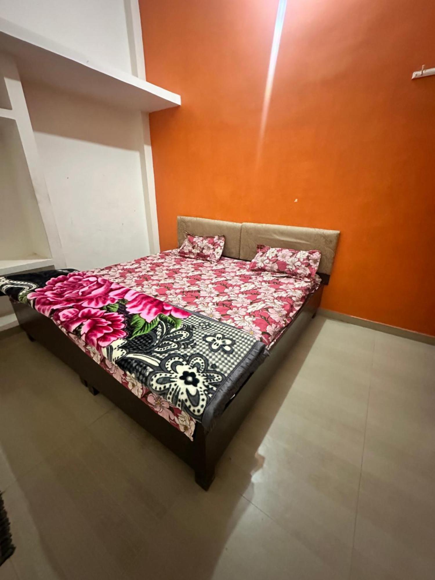 Khatu Shyam Guest House Ayodhya エクステリア 写真