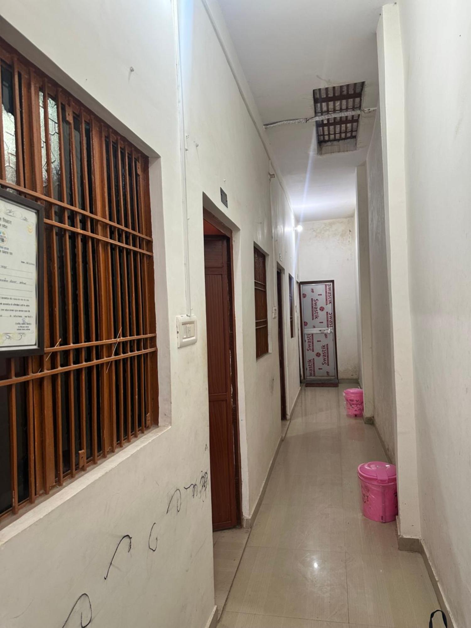 Khatu Shyam Guest House Ayodhya エクステリア 写真