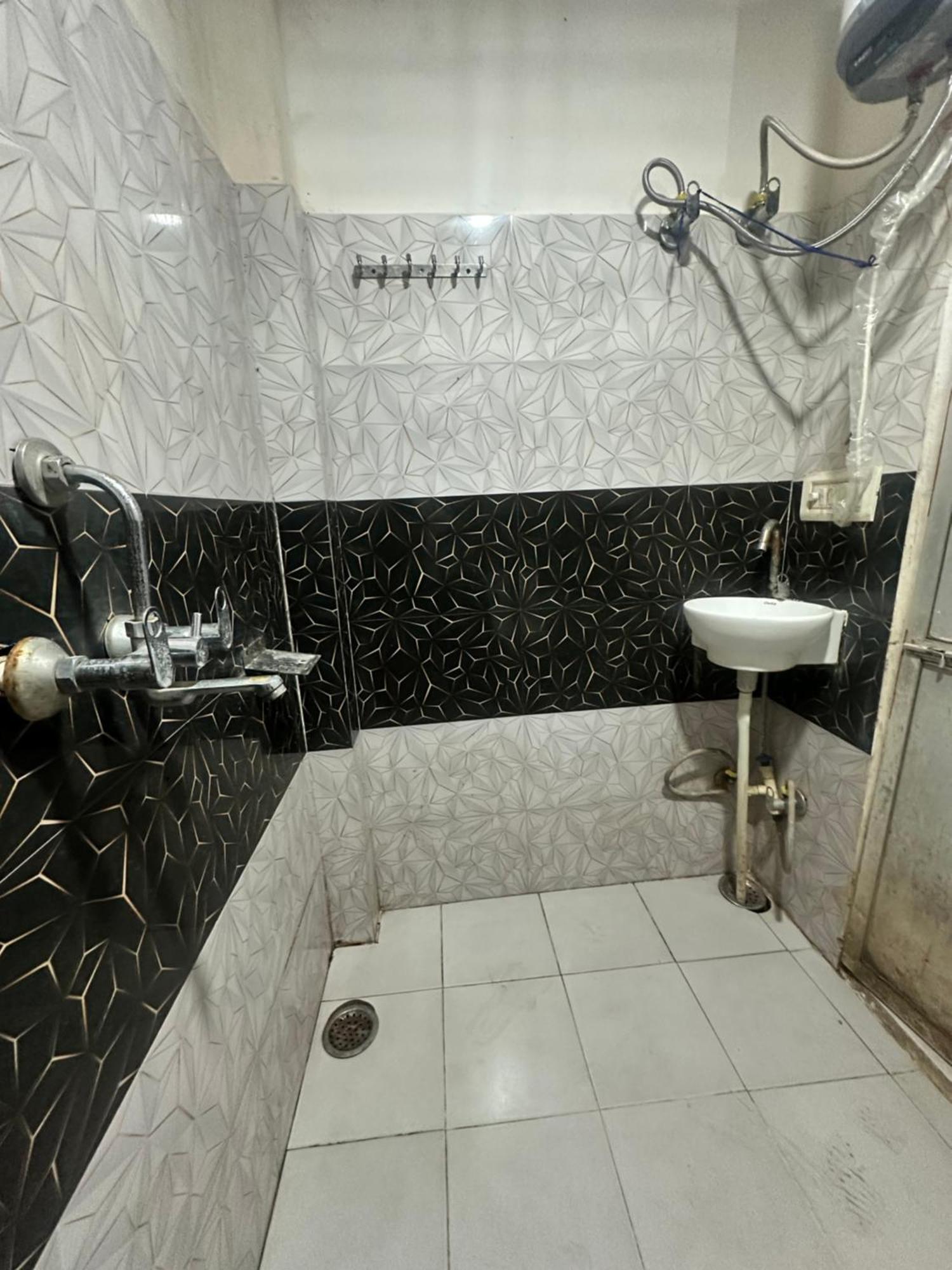 Khatu Shyam Guest House Ayodhya エクステリア 写真