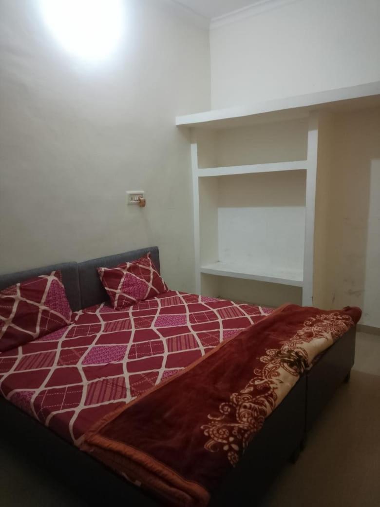 Khatu Shyam Guest House Ayodhya エクステリア 写真
